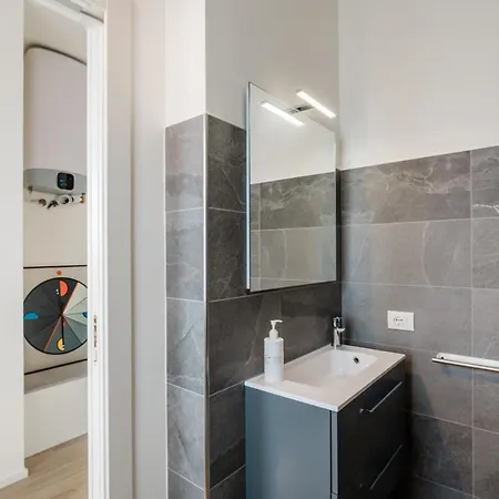 P&p Station Apartment *